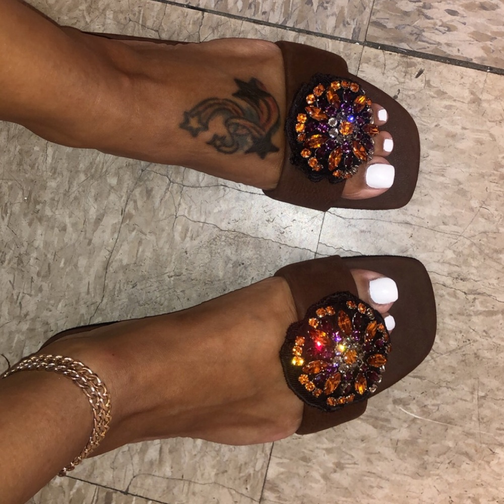 Prada slides